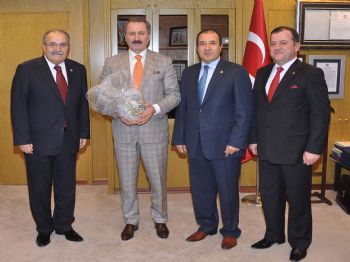 CAHİT BAĞCI - Çorum Heyeti'nden Ekonomi Bakanı Çağlayan'a Ziyaret