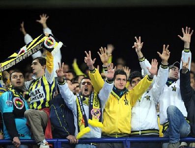 Fenerbahçeli taraftarlar Kadıköy mitingine hazırlanıyor