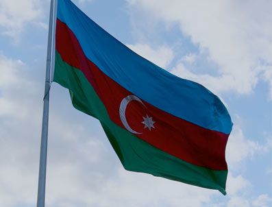 Fransa'ya bir uyarı da Azerbaycan'dan