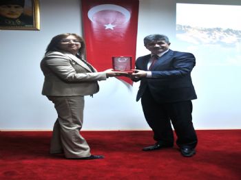MESUT YAKUTA - Gülşehir Meslek Yüksekokulu Konferans Salonu Açıldı
