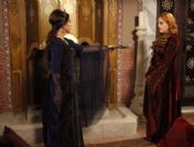 Hürrem Sultan ile Valide Sultan'ın arasındaki sular durulmuyor.