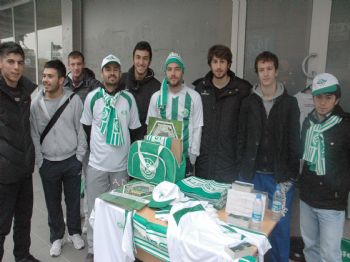 KıRŞEHIRSPOR - Memleketlerine Gidecek Yol Parası Bulamayınca Formalarını Satışa Çıkardılar