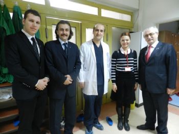 Prof. Dr. Bingür Sönmez'den Çomü Hastanesine Anlamlı Ziyaret