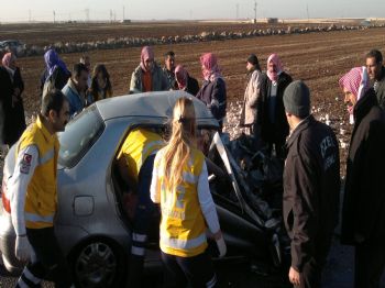 Şanlıurfa'da Zincirleme Trafik Kazası: 4 Yaralı