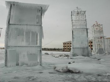 Erzurum'da Soğuk ve Suyun Buluşmasıyla Oluşan Sanat Eserleri Görücüye Çıktı