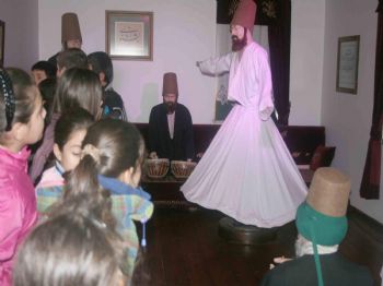 ŞIRINLER - Mevlevi Evi Ziyaretçilerle Dolup Taştı