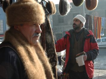 (özel Haber) Dondurucu Soğuklardan Korunmak Cep Yakıyor