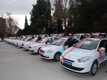 ŞÜKRÜ KOCATEPE - Sanayicilerden Polise Araç Desteği