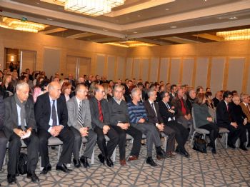 KAMU EMEKÇILERI SENDIKALARı KONFEDERASYONU - Zonguldak Belediyesi İle Tüm Bel-sen Toplu İş Sözleşmesi İmzaladı
