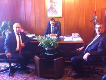 AYHAN SEFER ÜSTÜN - Başkan Toçoğlu ve Vali Büyük Ankara'da