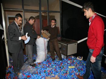 Cü'den 'mavi Kapak Kampanyası'na Büyük Destek