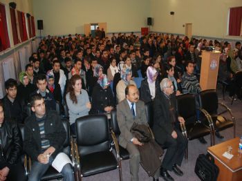 MEHMET ÖZER - Mşü'de 'kpss' Paneli