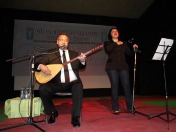 İBRAHIM KÜÇÜK - Chp'li Milletvekilinin Konseri Beğeni Topladı