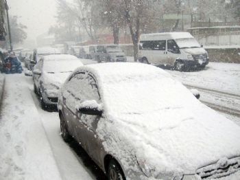 HÜSEYIN ŞIMŞEK - Muş'ta Kar Nedeniyle Çok Sayıda Köy Yolu Ulaşıma Kapandı