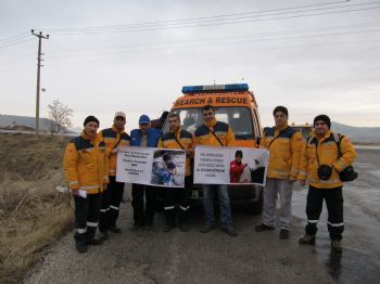 Van Depreminde Ölen Japon Doktor Atsushi Miyazaki Anısına Doğa Yürüşü