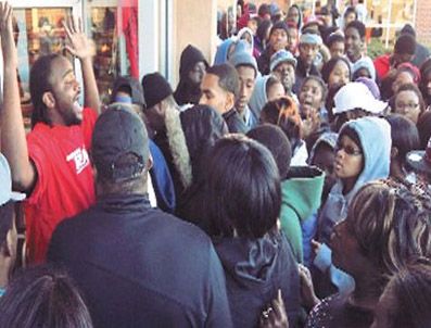 VIRGINIA - ABD'de Air Jordan ayakkabı izdihamı