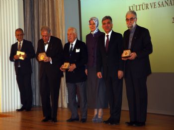 HAYRÜNNİSA GÜL - Cumhurbaşkanlığı 2011 Kültür Sanat Büyük Ödülleri Töreni