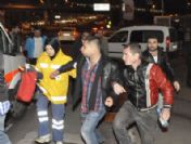 Metrobüs yolunda trafik kazası: 3 yaralı