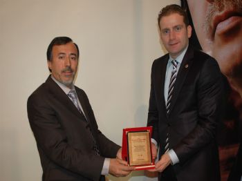 ÖMER SELVİ - Niğdeli Ak Gençler Mehmet Akif'i Andı