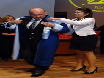 Akdeniz Üniversitesi'nde 'akademik' Tören