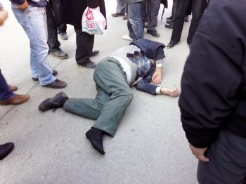 Yolcu Minibüsü Yayaya Çarptı: 1 Yaralı