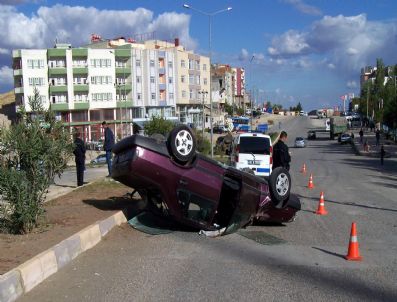 Adıyaman'da Trafik Kazası: 3 Yaralı