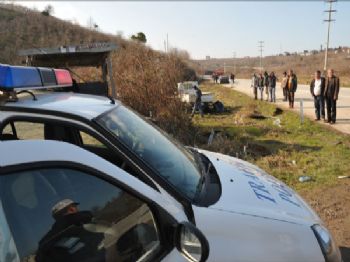 Akçakoca Çevre Yolunda Trafik Kazası 3 Yaralı