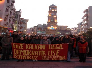 Öğrenciler, 5 Gündür Devam Ettirdikleri Eyleme Son Verdi