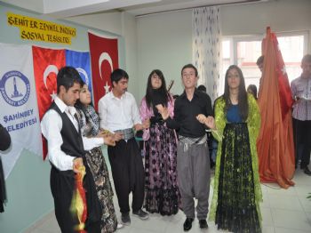 Şahinbeyli Kursiyerlerden Kurtuluş Etkinliği