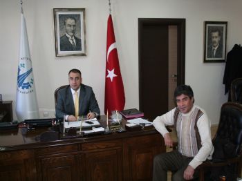 İBRAHIM ERKAL - Sanatçı Erkal, Başkan Cengiz’i Ziyaret Etti