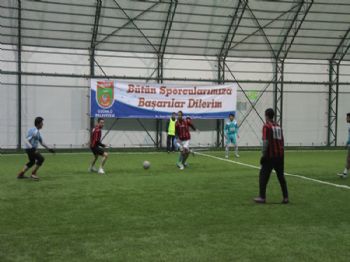 Üzümlü Halı Saha Futbol Turnuvası Sona Erdi