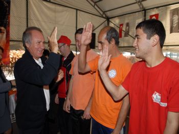 Başkan Evcilmen’den Özel Sporculara Yeni Yıl Ziyareti
