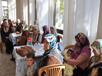 Depremzedelere 'yalnız Değilsiniz' Mesajı