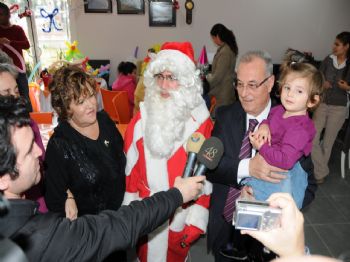 NOEL BABA - Engelli Çocuklar Yeni Yıl Partisinde Buluştu