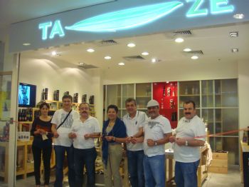 İZMIR TICARET BORSASı - İzmir Ticaret Borsası Yönetim Kurulu Singapur'da Ta-ze Mağazasını Ziyaret Etti