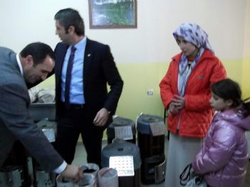 ÜNAL COŞKUN - Kars Valiliği’nden Soba Yardımı