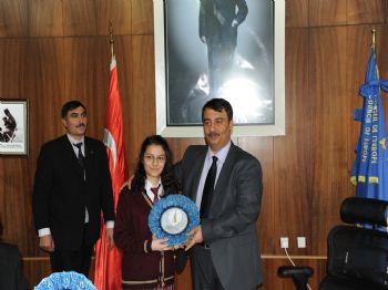 BILAL ÖLMEZ - Kompozisyon Yarışmasında Dereceye Girenler Ödüllendirildi