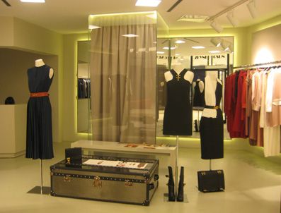 DERISHOW - Moda tasarımcısı Zeynep Tosun'un ilk mağazası By Akmerkez açıldı