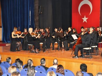 MOZART - Omü'de Yeni Yıl Konseri