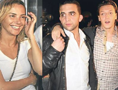 ECE ERKEN - Özil, Ece Erken'e hayır dedi