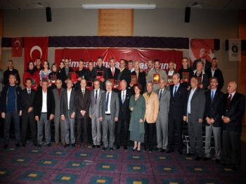 TAYFUR SÜNER - Başkan Akaydın Personelin Yeni Yılını Kutladı