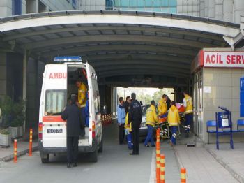 HÜMEYRA AKBAY - Bursa'da 2 Aile Karbonmonoksit Gazından Zehirlendi