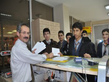 ŞÜKRÜ KARABALıK - Kartepe'nin Kartpostalları Yurda Dağıldı