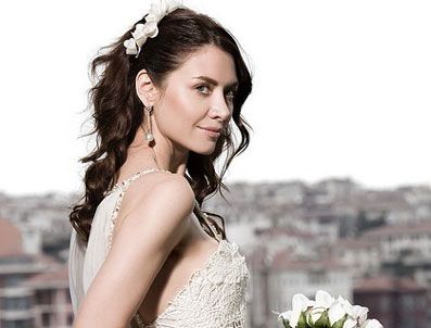 SABA TÜMER - Nefise Karatay evleniyor