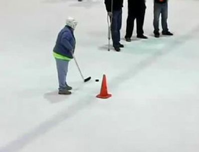 Profesyoneller ona şapka çıkarttı