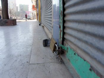 Silopi'de Kepenkler Açılmadı