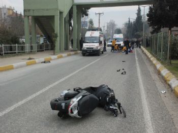 EMRE USLU - Tire'de Trafik Kazası: 1 Ölü, 1 Yaralı