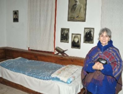 VEYSEL TIRYAKI - Torunu İstiklal Marşı'nın yazıldığı yerde