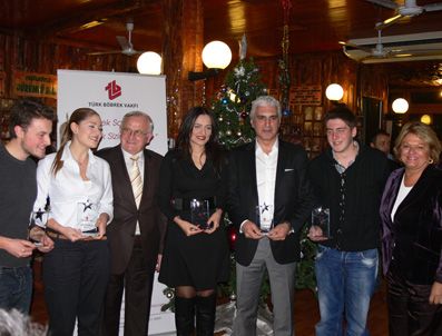 AKÇAALAN - Ünlüler gelmedi,Türk Böbrek Vakfı Ödülleri elde kaldı