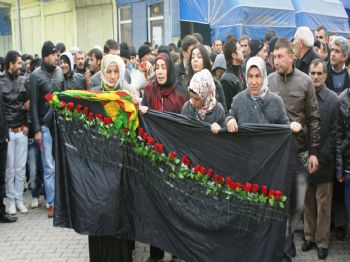 İSA YıLDıRıM - Bdp İğdır İl Teşkilatı'ndan Şırnak'taki Olaya Tepki